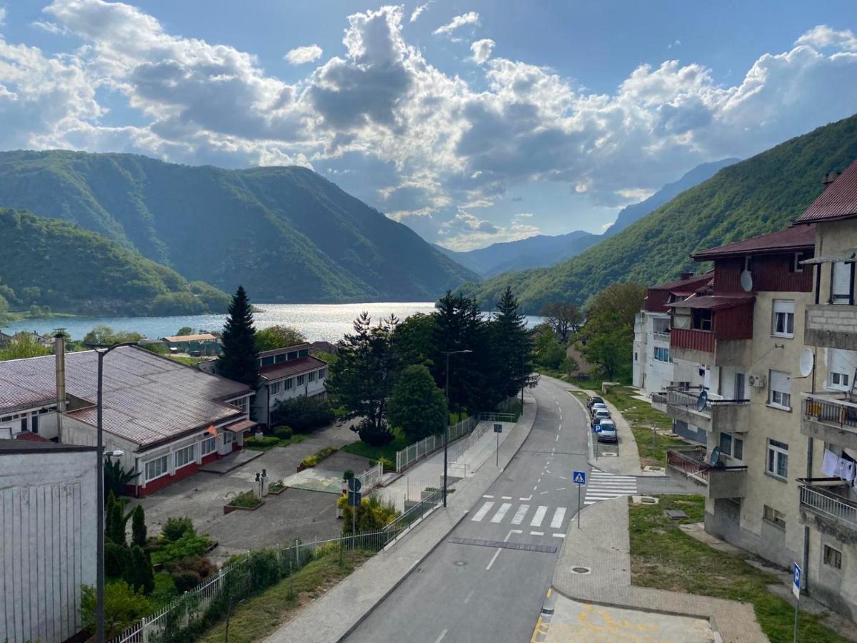 Apartman Andjela Plužine Exteriér fotografie
